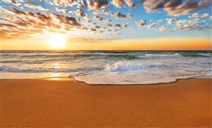 高清唯美落日下的沙灘美景圖片