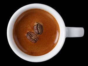两颗咖啡豆浓香咖啡杯图片