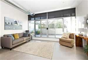 两居室现代风格客厅装修效果图简约带阳台装饰设计