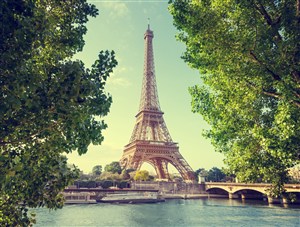 唯美法国巴黎埃菲尔铁塔风景图片