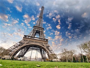 巴黎铁塔风景画