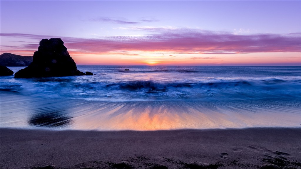 沙灘海景海報風(fēng)景畫