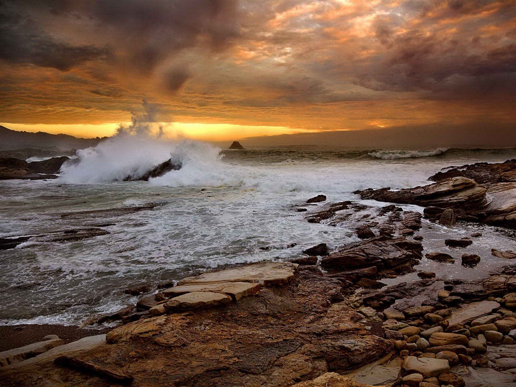 海邊湖邊夕陽(yáng)美景