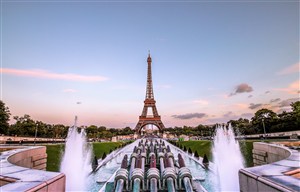 巴黎铁塔喷泉风景画