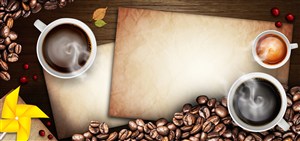 牛皮纸上的咖啡豆和咖啡杯 