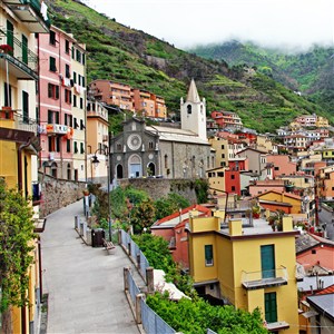 高清唯美意大利海边五彩小镇欧洲风景图片