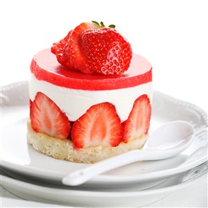 柱状草莓蛋糕