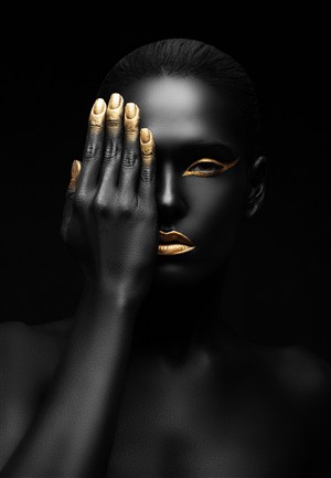 黑金艺术人体创意造型美女图片