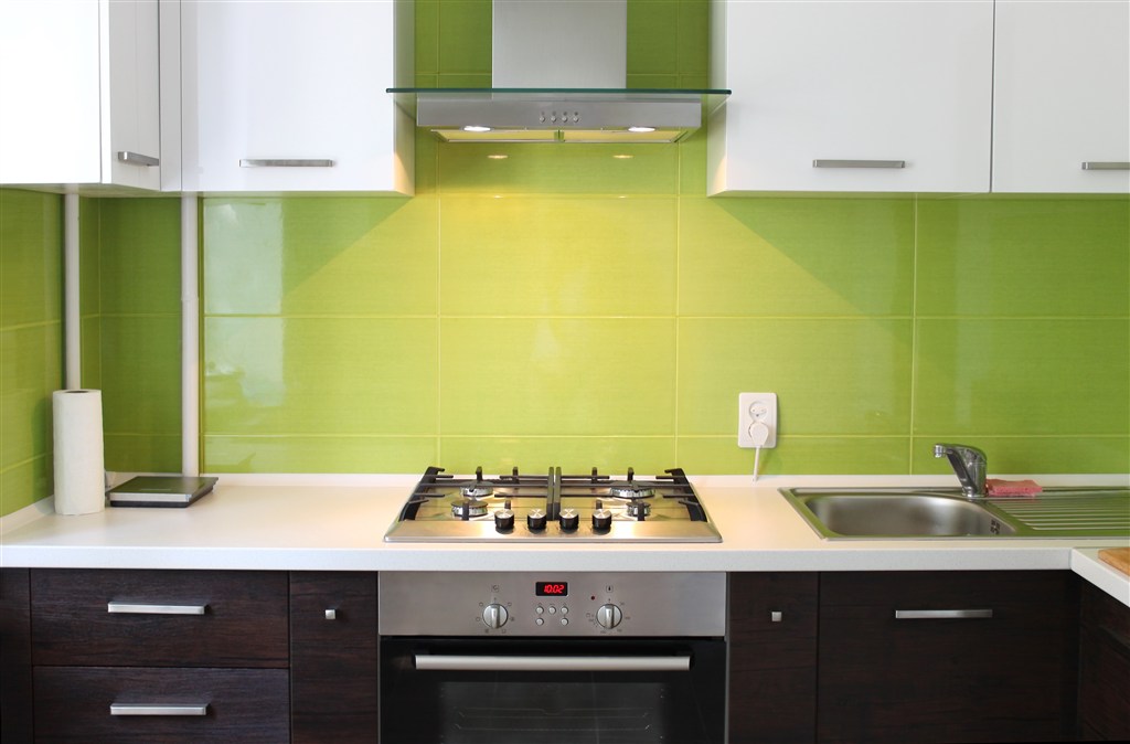 绿色清新厨房装修高清图片