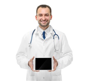 手拿平板电脑的医生高清摄影图