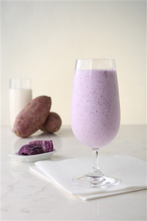 奶茶饮品图片-紫薯奶昔