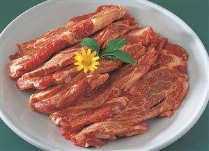 食材生牛肉摆盘展示美食图片