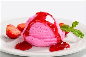 草莓汁雪糕冰淇淋